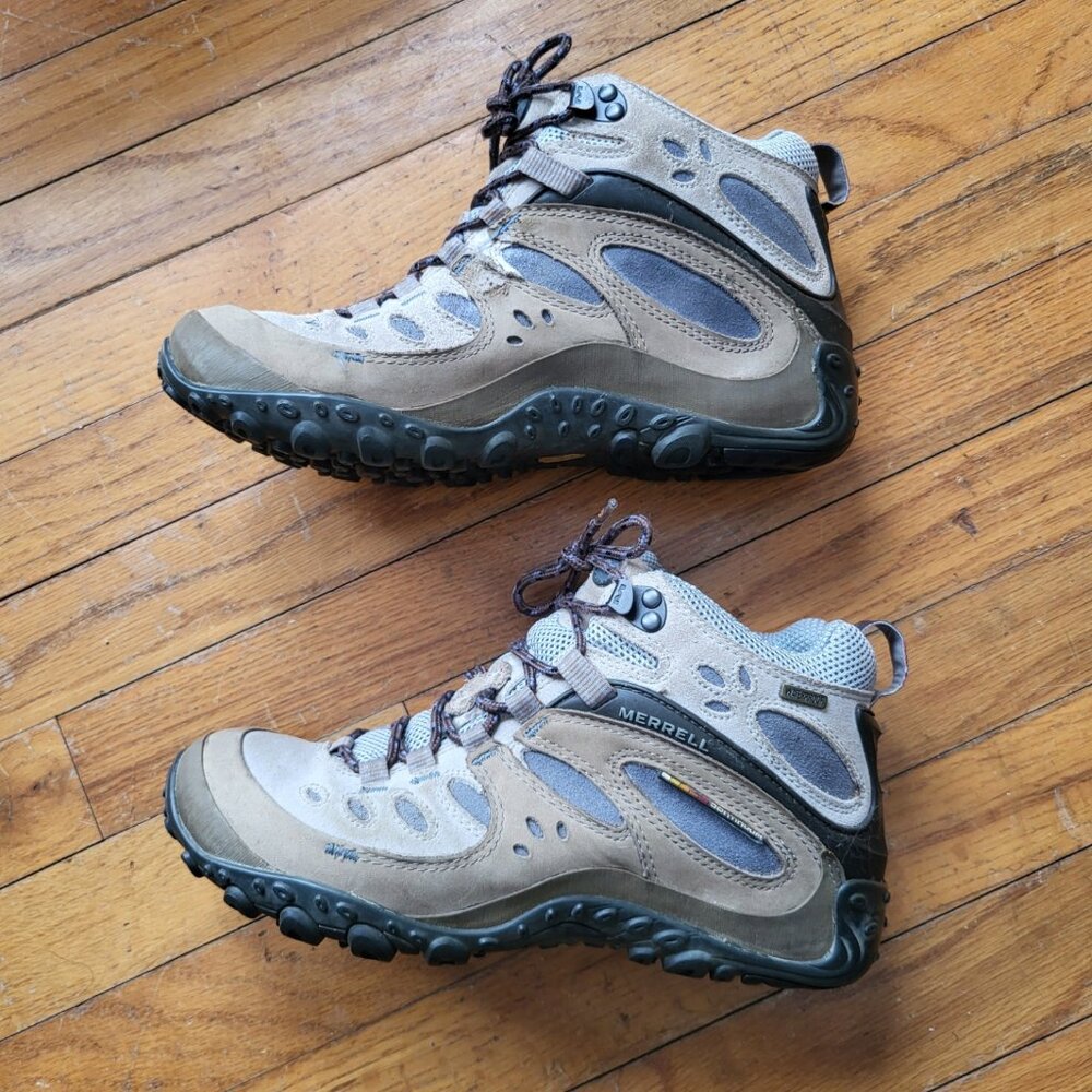 Merrell Women's Chameleon Arc Mid Waterproof Hiking Boots
